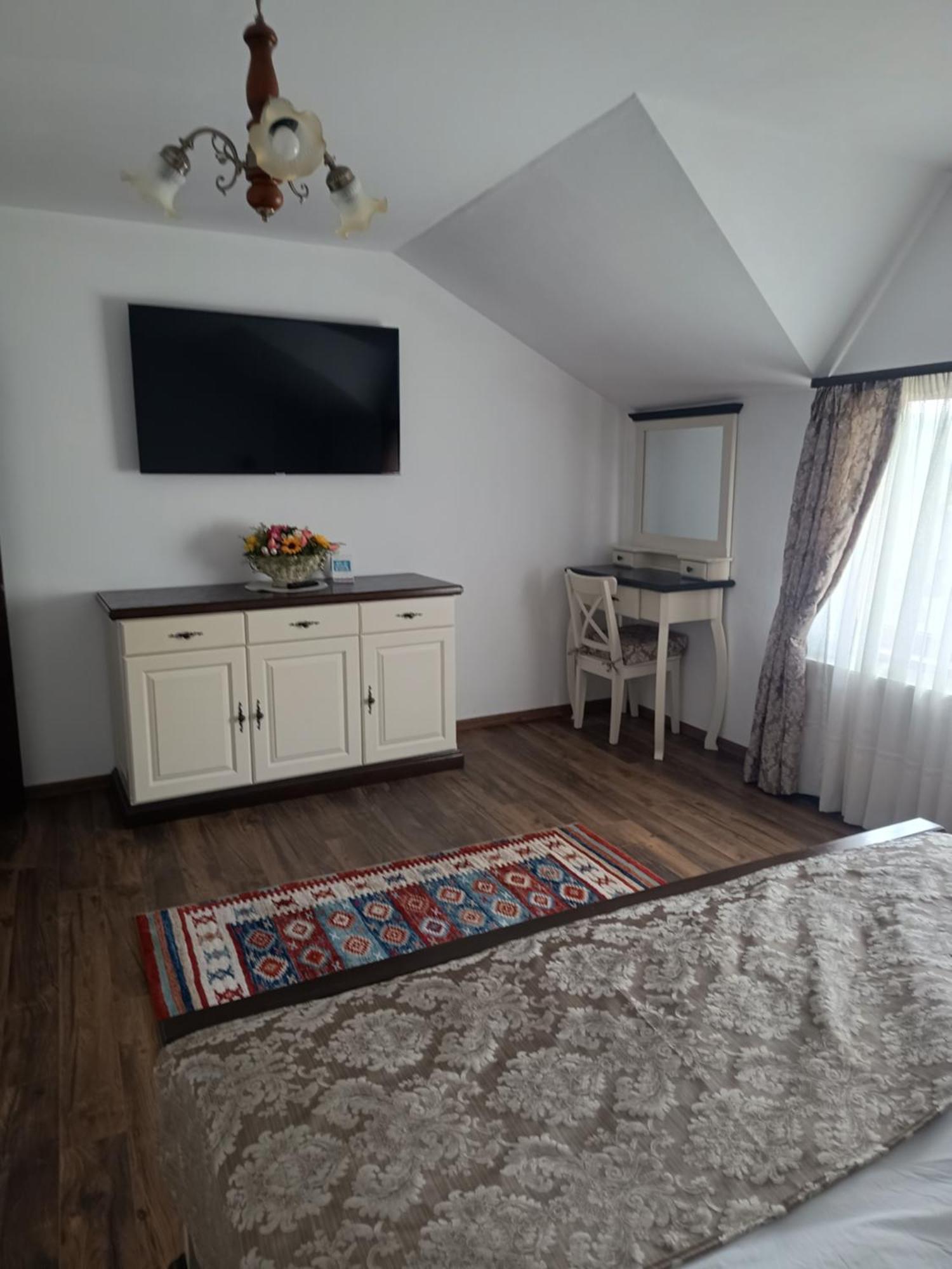 Pensiunea In Poiana Glod  Екстериор снимка